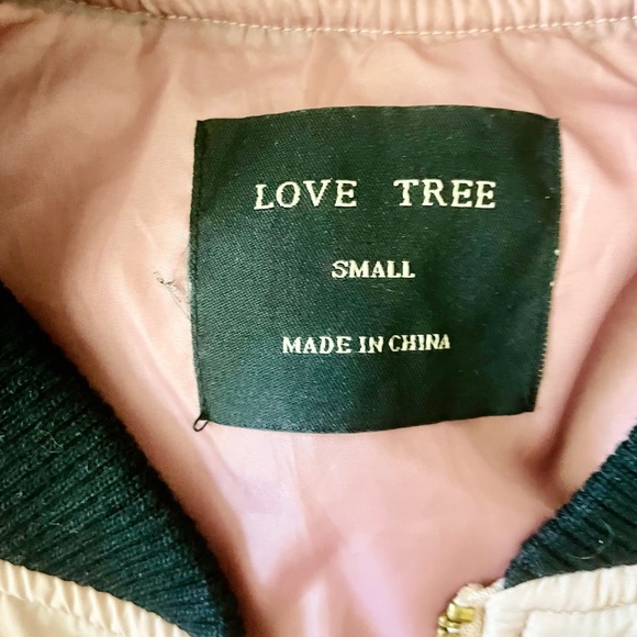 light pink jacket w/ black detailing + gold zippers! - Picture 4 of 4